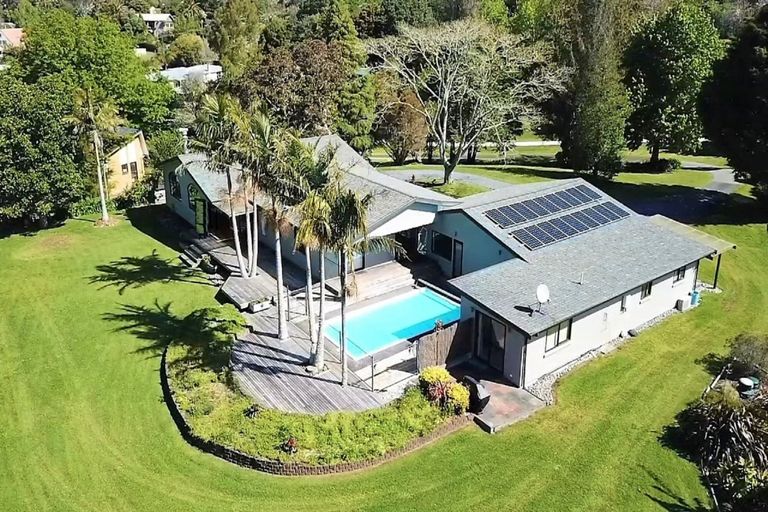 Photo of property in 146 Landing Road, Kerikeri, 0230