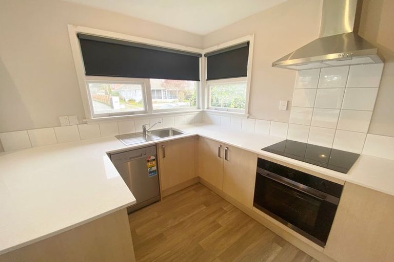 Photo of property in 16a Newbridge Place, Ilam, Christchurch, 8041