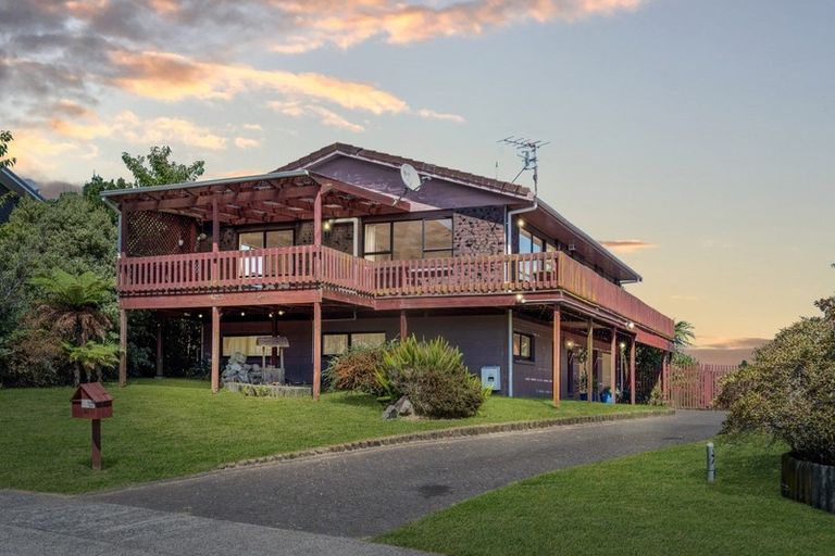 Photo of property in 41 Tumene Drive, Owhata, Rotorua, 3010