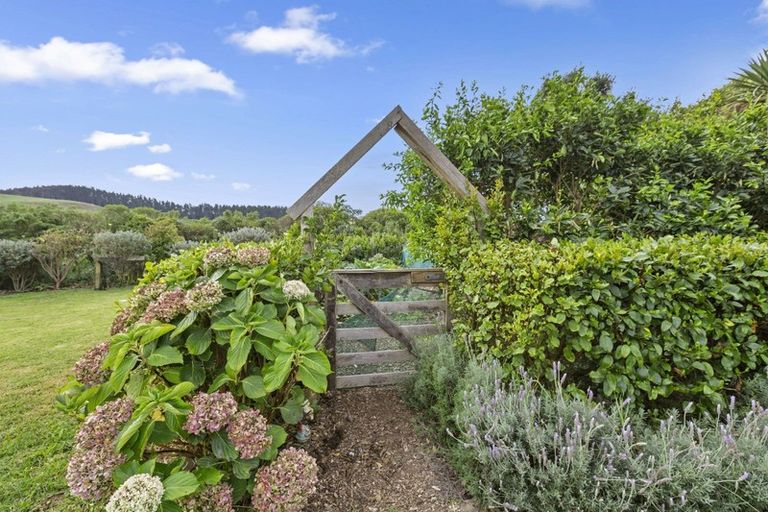 Photo of property in 335 Wainui Road, Raglan, 3297