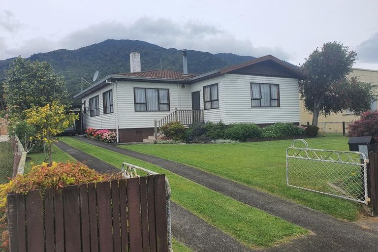 Photo of property in 52 Centennial Avenue, Te Aroha, 3320