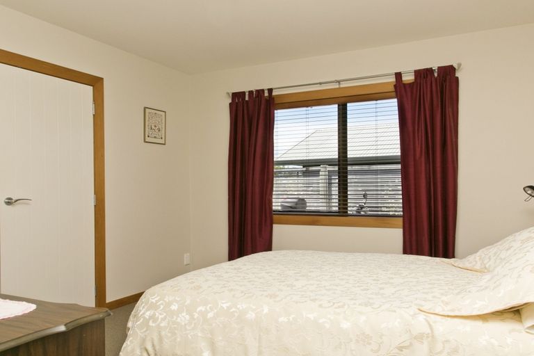 Photo of property in 28 Punawai Place, Nukuhau, Taupo, 3330