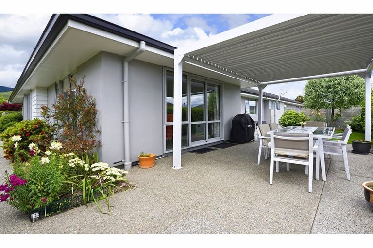 Photo of property in 6 Childs Way, Richmond, 7020