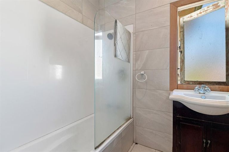 Photo of property in 37 Wikaraka Street, Ngongotaha, Rotorua, 3010