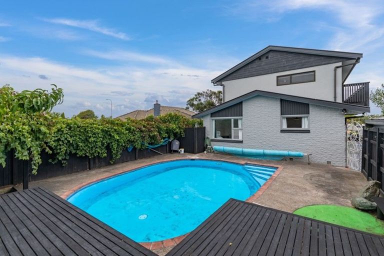 Photo of property in 126 Effingham Street, North New Brighton, Christchurch, 8083