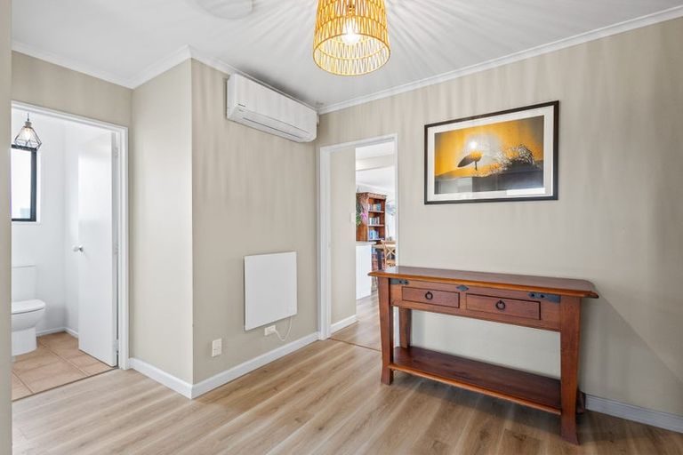 Photo of property in 156 Pine Avenue, South New Brighton, Christchurch, 8062