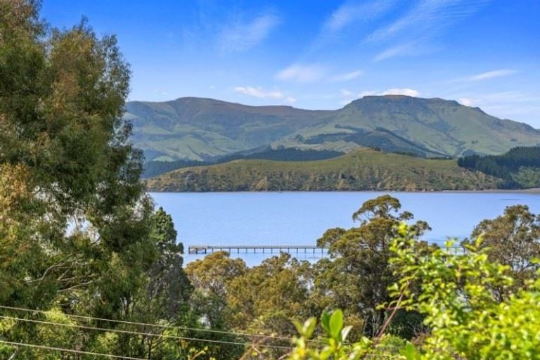 Photo of property in 1091 Dyers Pass Road, Governors Bay, Lyttelton, 8971