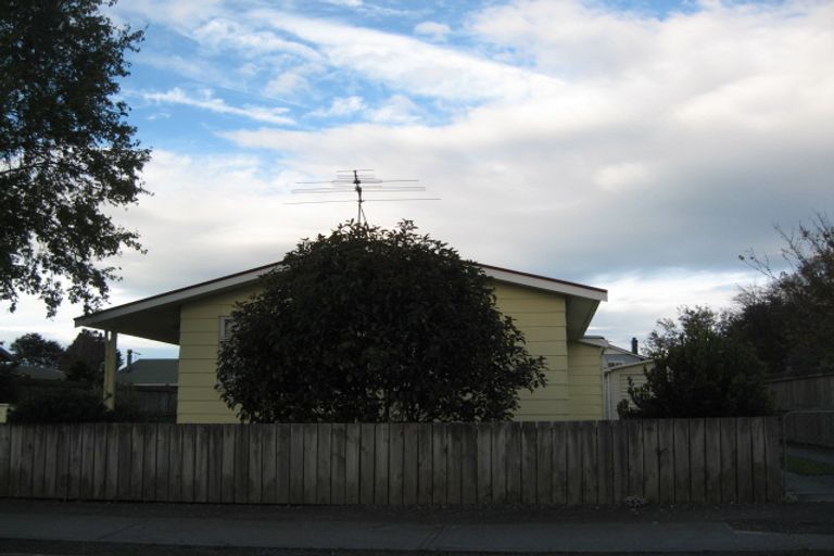 Photo of property in 45 Lanark Street, Balclutha, 9230
