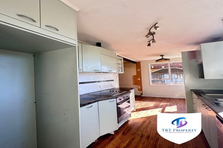 Photo of property in 13 Ribot Place, Randwick Park, Auckland, 2105