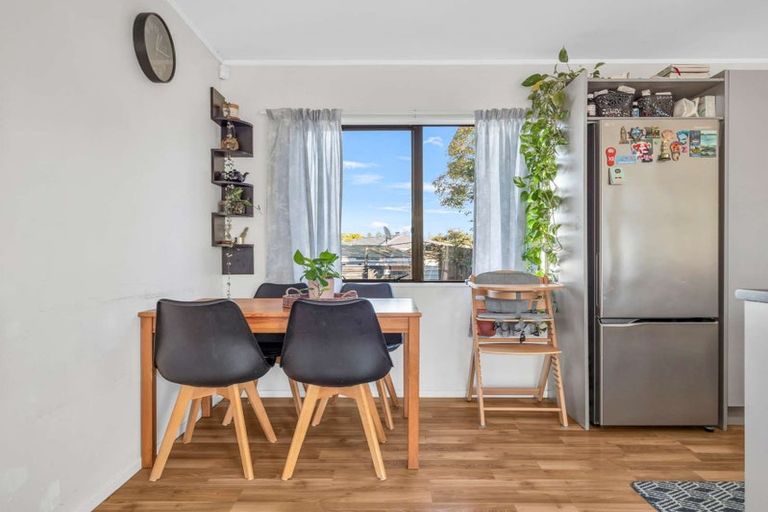 Photo of property in 2/29 Heybridge Street, Manurewa, Auckland, 2102