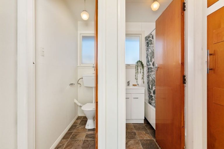 Photo of property in 1/400 Memorial Avenue, Burnside, Christchurch, 8053