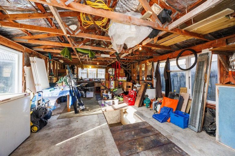 Photo of property in 4 Gainsborough Grove, Highbury, Palmerston North, 4412