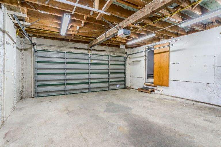 Photo of property in 2 Centennial Road, Fairfield, Dunedin, 9018