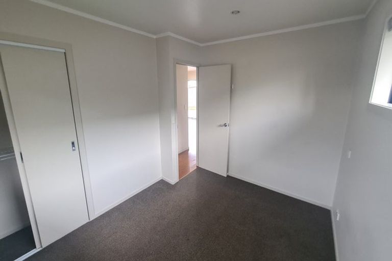 Photo of property in 197 Edmonton Road, Te Atatu South, Auckland, 0610