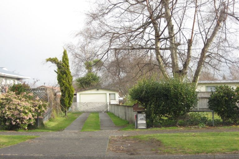 Photo of property in 162 Te Rangitautahanga Road, Turangi, 3334