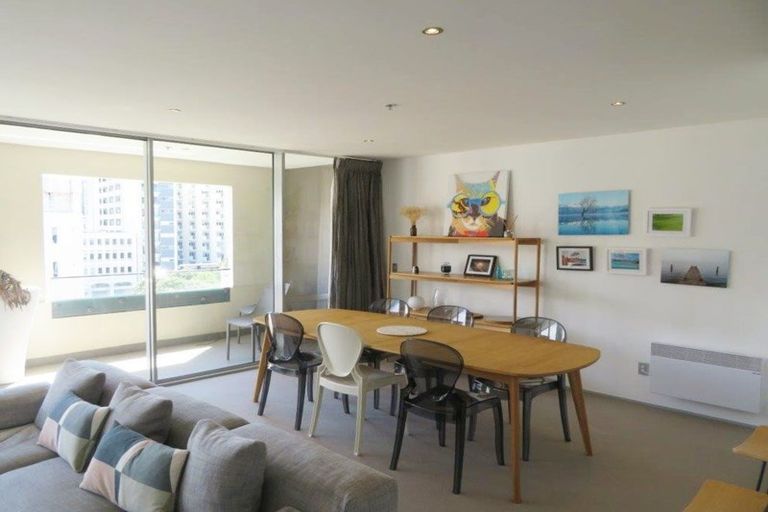 Photo of property in Sanctum Apartment, 10 Ebor Street, Te Aro, Wellington, 6011