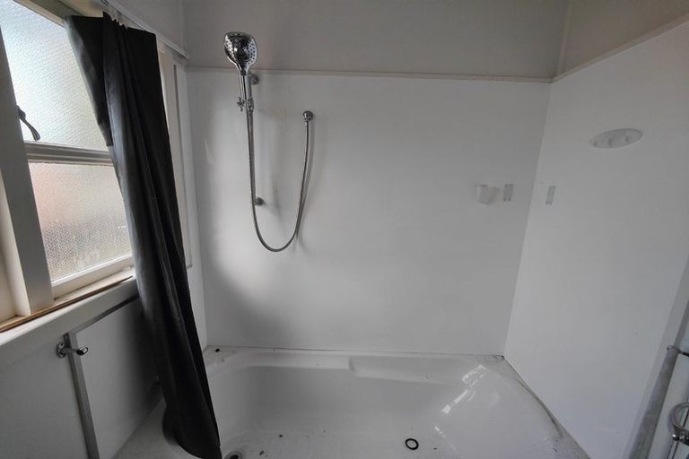 Photo of property in 22 Red Hill Road, Red Hill, Papakura, 2110