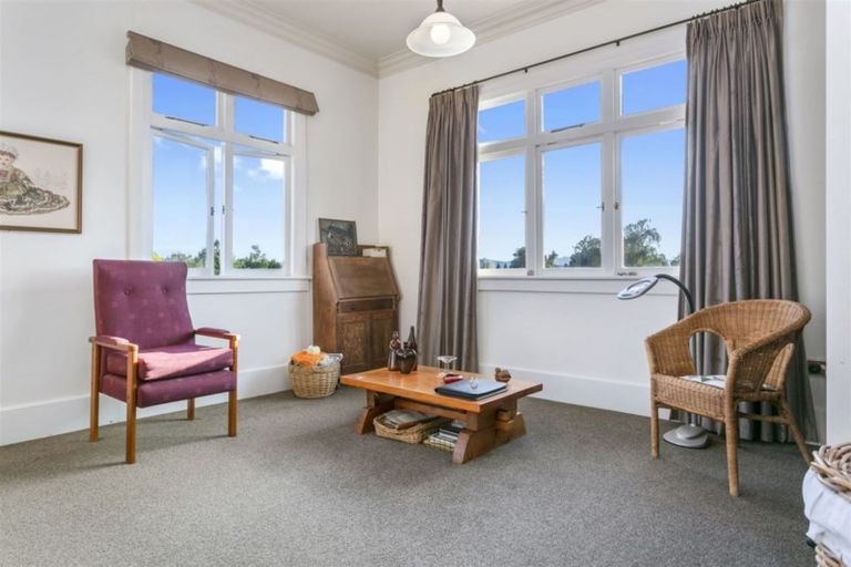 Photo of property in 50 Hamilton Road, Cambridge, 3434