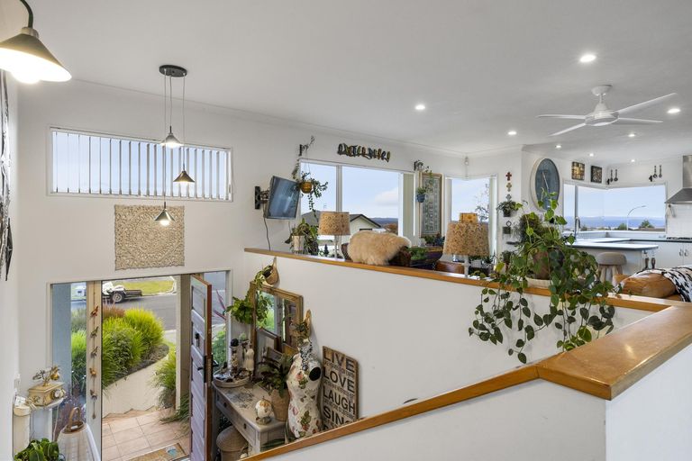 Photo of property in 16 Whetu Place, Nukuhau, Taupo, 3330