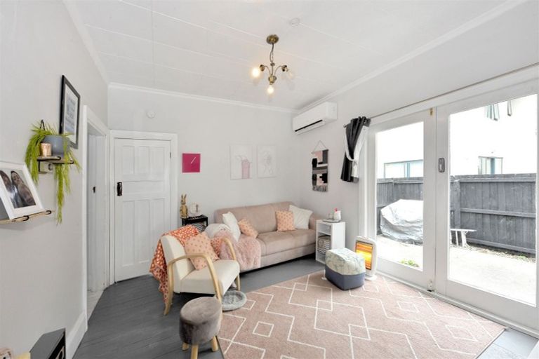 Photo of property in 13c Inglis Street, Phillipstown, Christchurch, 8011