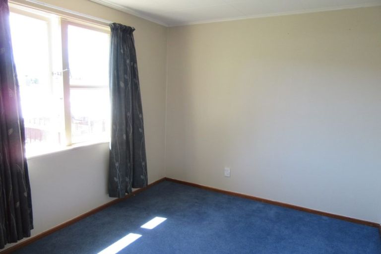 Photo of property in 2/20 John Street, Trentham, Upper Hutt, 5018