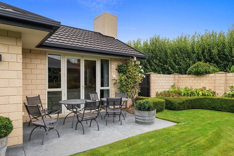 Photo of property in 8 Lime Tree Lane, Harewood, Christchurch, 8051