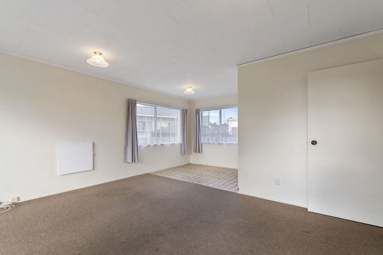 Photo of property in 16 Aspen Place, Owhata, Rotorua, 3010