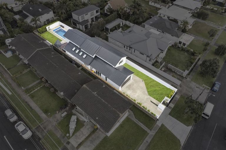 Photo of property in 39a Aramoana Avenue, Devonport, Auckland, 0624