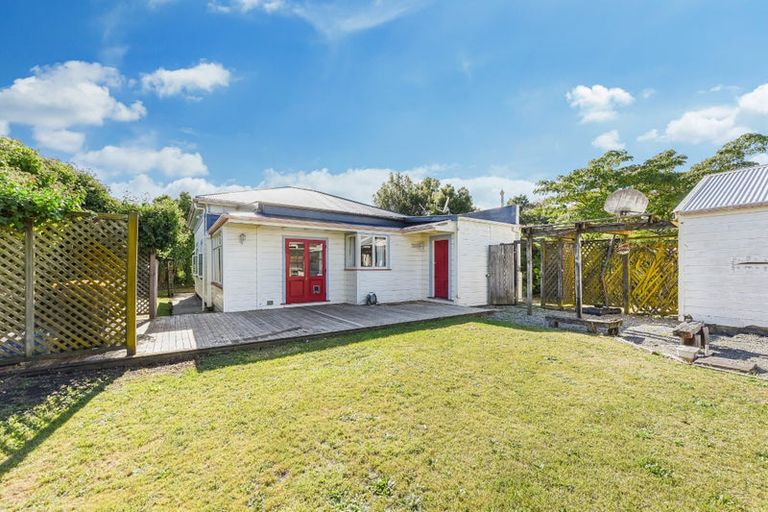 Photo of property in 18 Totara Street, Nelson South, Nelson, 7010