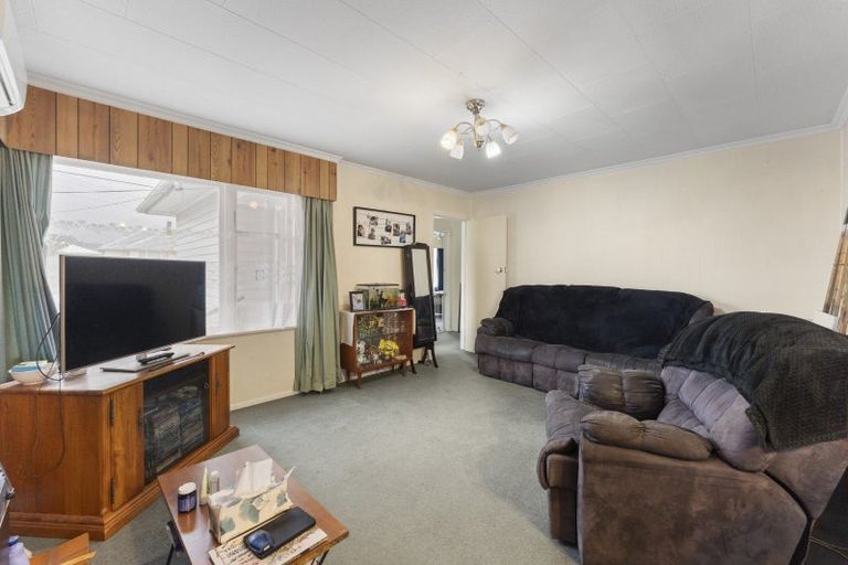 Photo of property in 75 Wise Street, Wainuiomata, Lower Hutt, 5014