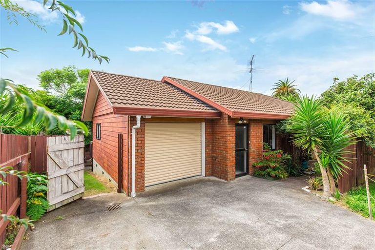 Photo of property in 4/10 Wood Street, Papakura, 2110