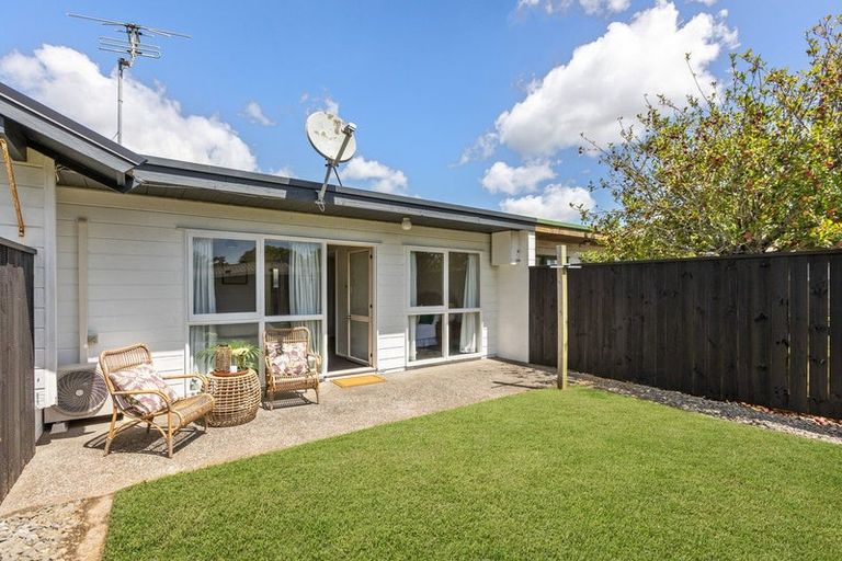 Photo of property in 14a Woodleigh Street, Frankleigh Park, New Plymouth, 4310