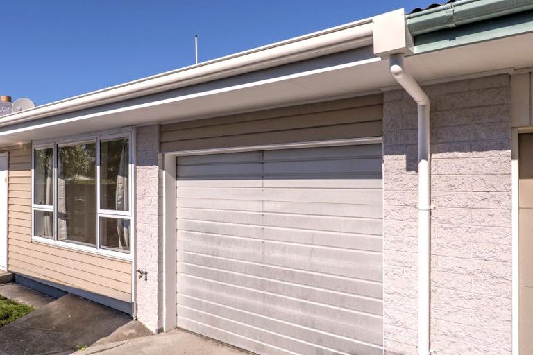 Photo of property in 1/21 Hartford Street, Burnside, Christchurch, 8053