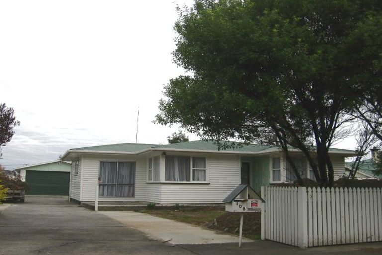 Photo of property in 108 Gillespies Line, Cloverlea, Palmerston North, 4412