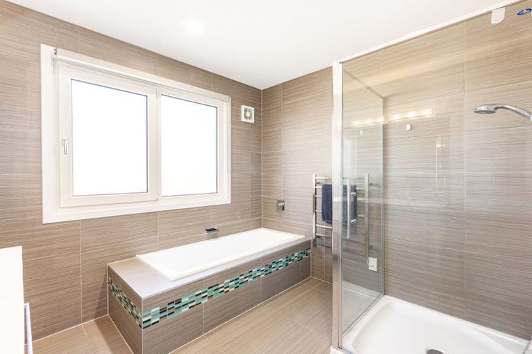 Photo of property in 96 The Esplanade, Raumati South, Paraparaumu, 5032