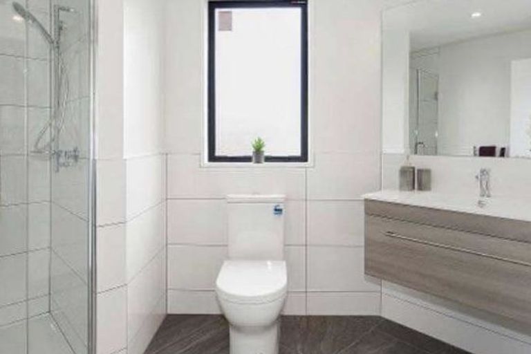 Photo of property in 4/448 Hereford Street, Linwood, Christchurch, 8011