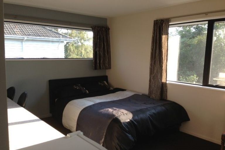 Photo of property in 42 Newnham Terrace, Upper Riccarton, Christchurch, 8041