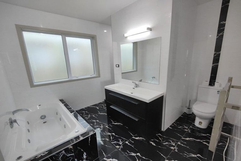 Photo of property in 11 Rigg Place, Flagstaff, Hamilton, 3210