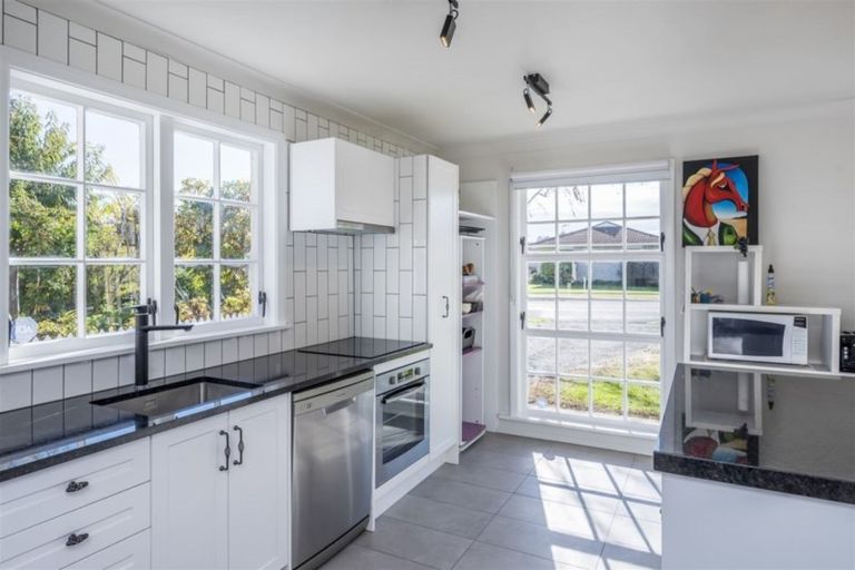 Photo of property in 34 Burn Street, Levin, 5510