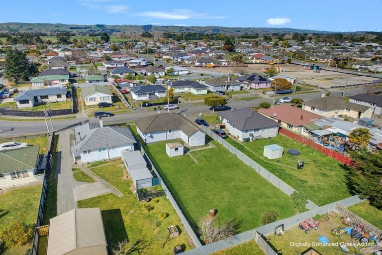 Photo of property in 15 Cameron Crescent, Masterton, 5810