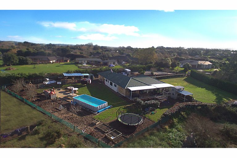 Photo of property in 25 Jenny Lane, Waiuku, 2123