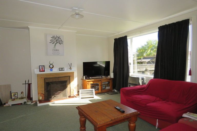 Photo of property in 3 Colvin Street, Westport, 7825