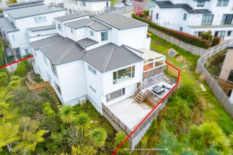 Photo of property in 25 Para Close, Fairview Heights, Auckland, 0632