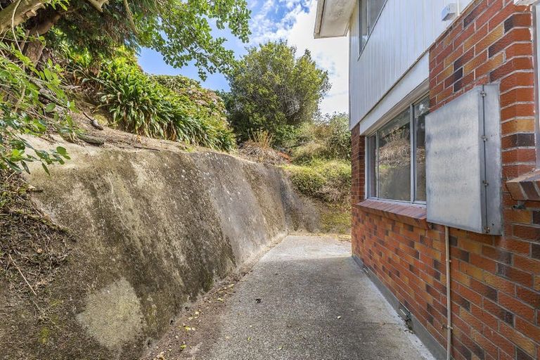 Photo of property in 1/153 Main Road, Tawa, Wellington, 5028