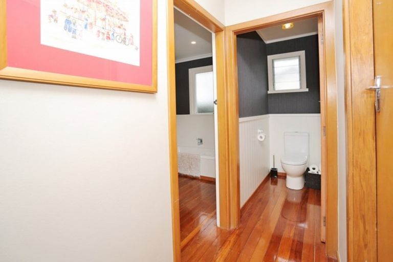 Photo of property in 27 Salford Street, Windsor, Invercargill, 9810