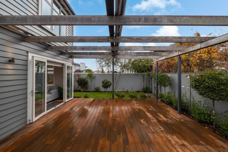 Photo of property in 42 Normans Road, Strowan, Christchurch, 8052