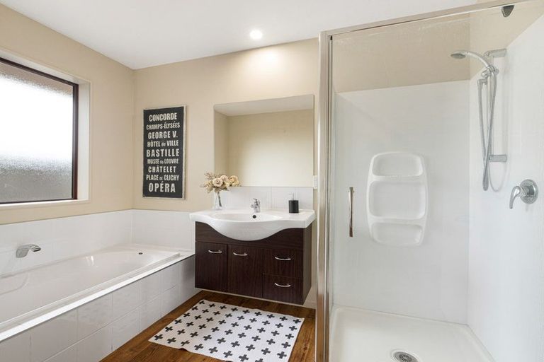 Photo of property in 27a Stonebrook Drive, Rolleston, 7614