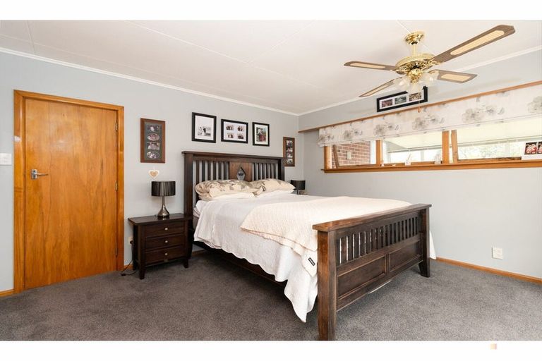 Photo of property in 76 Rhodes Street, Waimate, 7924