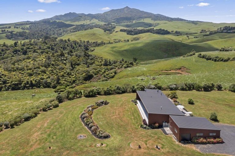 Photo of property in 812 Ruapuke Road, Raglan, 3296