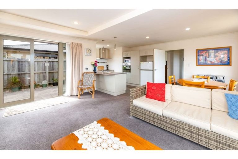 Photo of property in 72b Marshland Road, Shirley, Christchurch, 8061